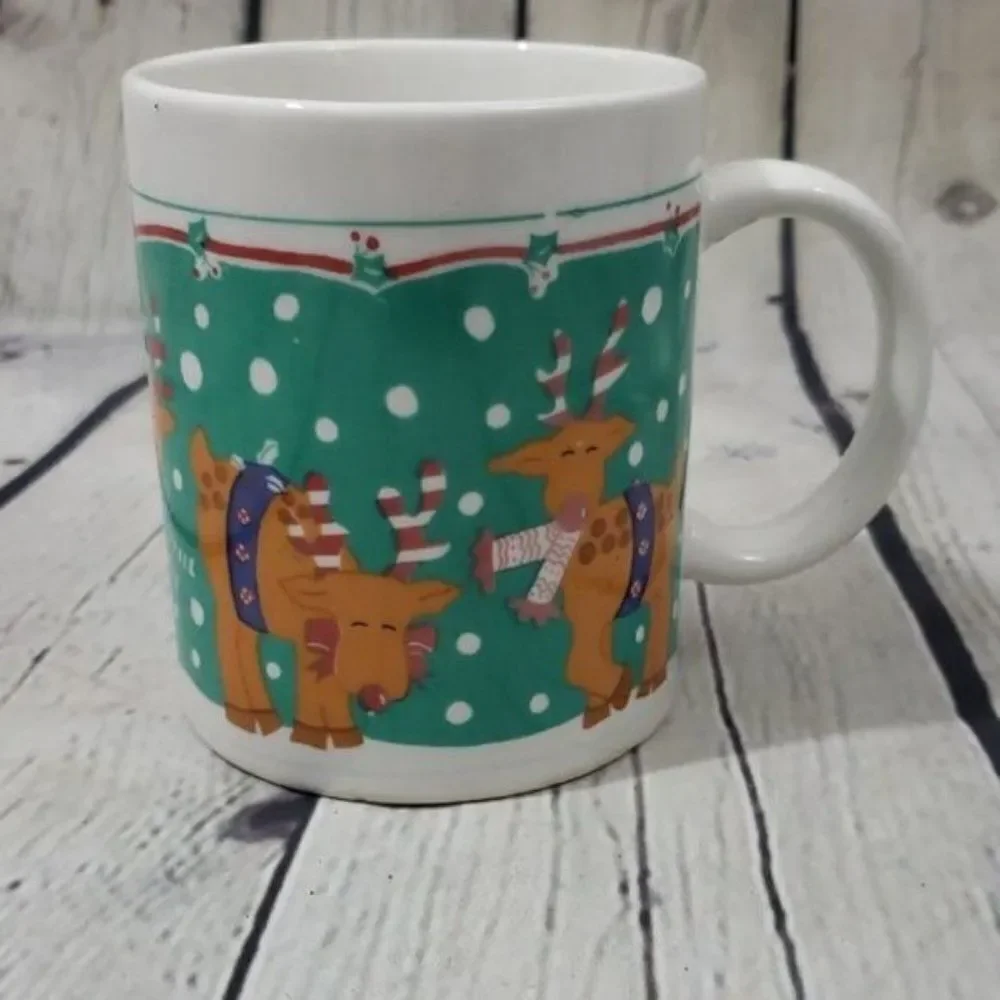 Vintage Reindeer Christmas Holiday Coffee Mug